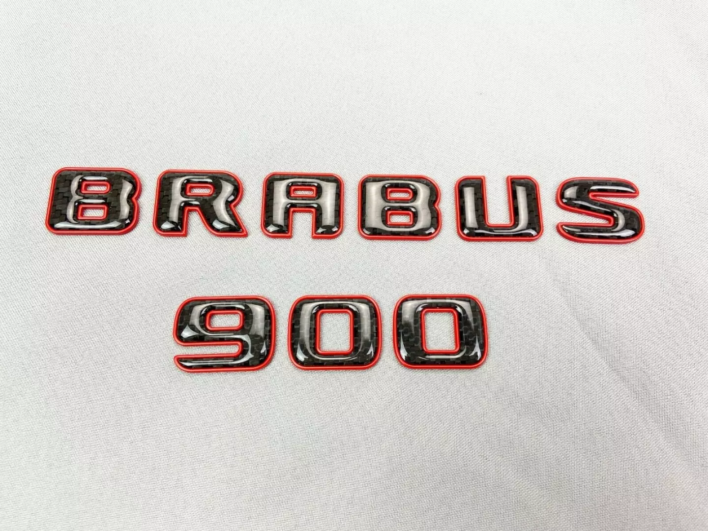 Emblemat Brabus 900 czarno-czerwony do Mercedes S E C G GT
